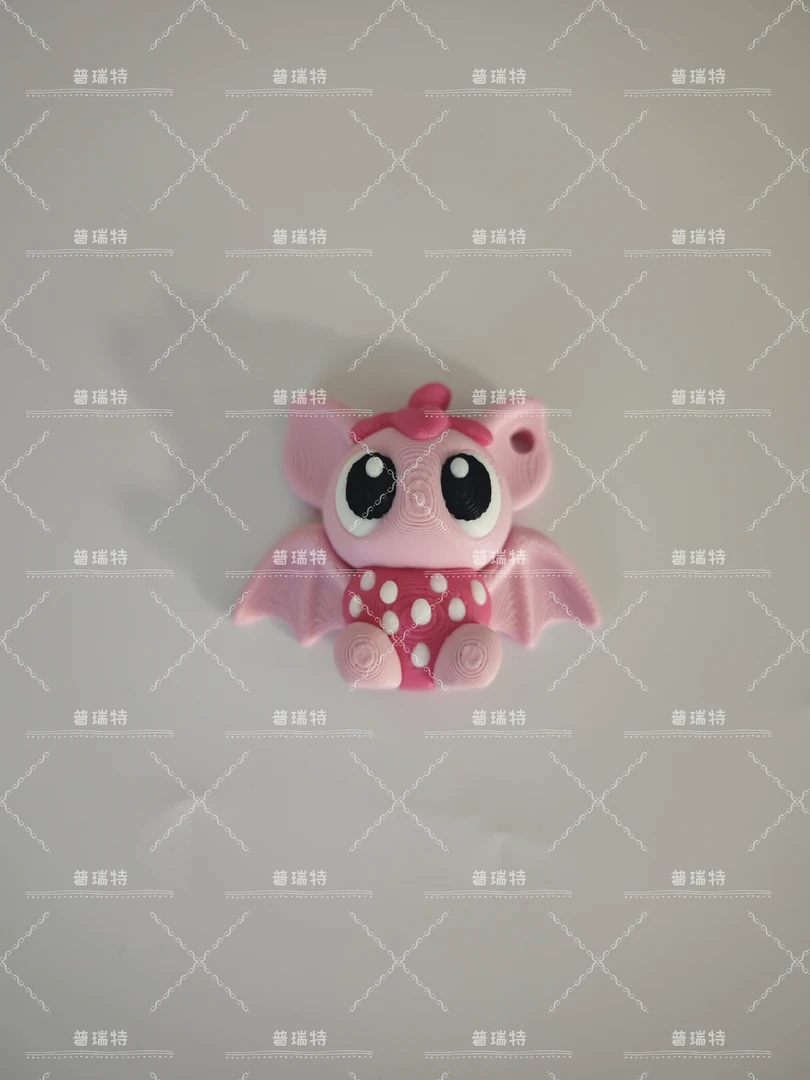 草莓蝙蝠-可爱的小草莓蝙蝠