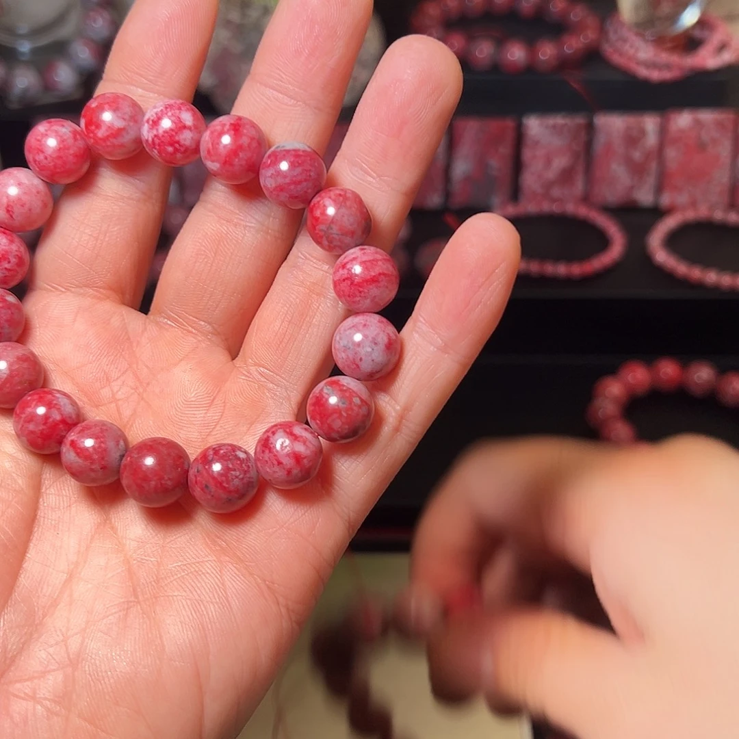 凌***霄天然辰砂原石手串