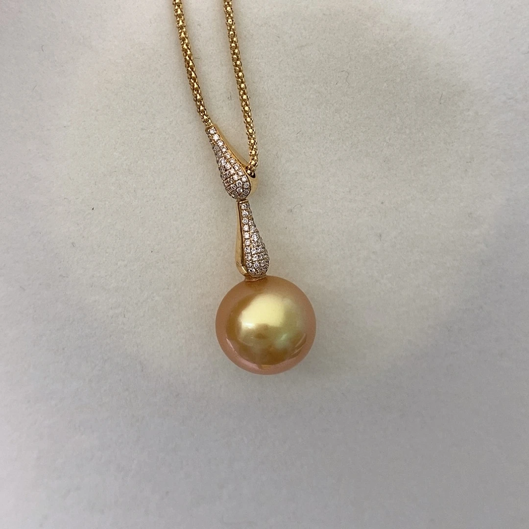 海水珍珠18K金镶嵌颈饰