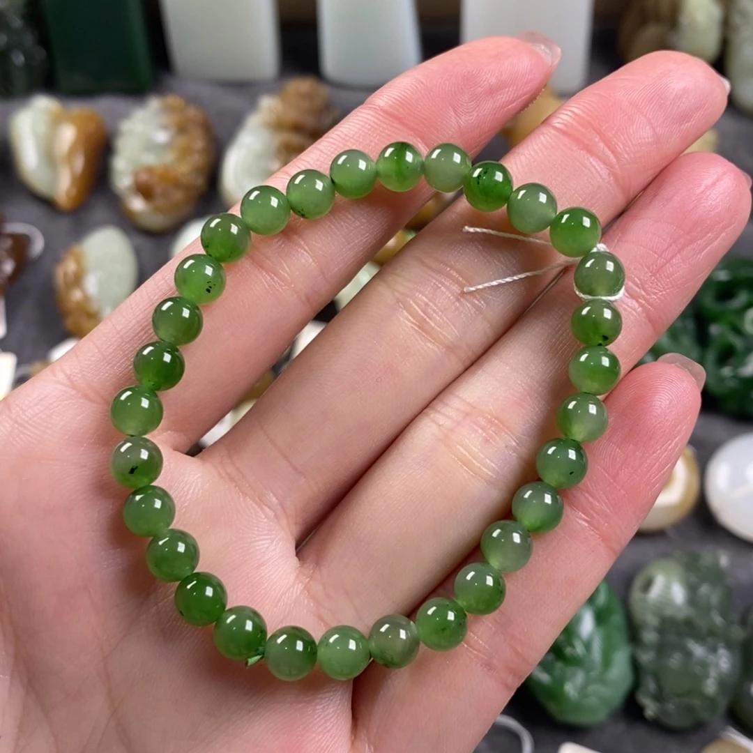 ⁶****和田玉未镶嵌颈饰