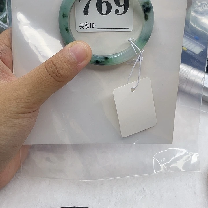 翡翠手镯未镶嵌11111111111111