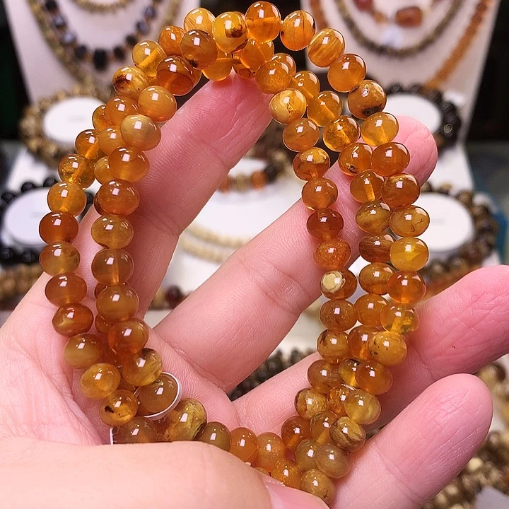 ****仌琥珀未镶嵌裸石蜜蜡