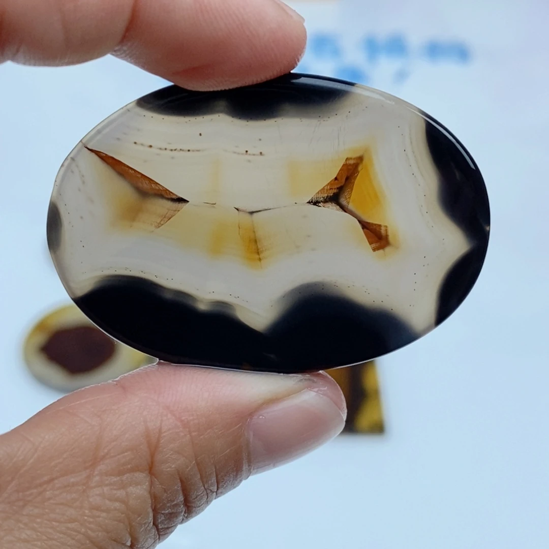 玛瑙/玉髓未镶嵌珠宝半成品