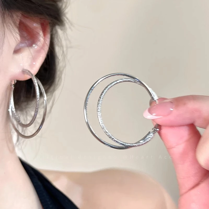 铜合金耳饰 简约双层爱心耳圈女小众设计耳环气质百搭圈圈耳饰夏