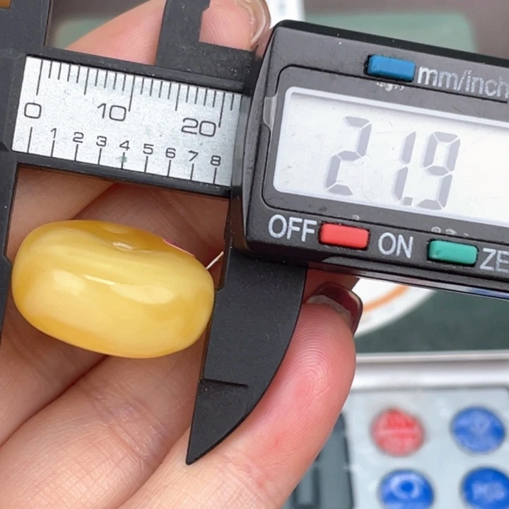 琥珀裸石未镶嵌微瑕504