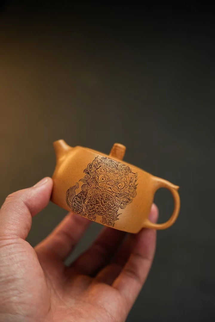 大吉大利醒狮金黄段泥110cc小精品