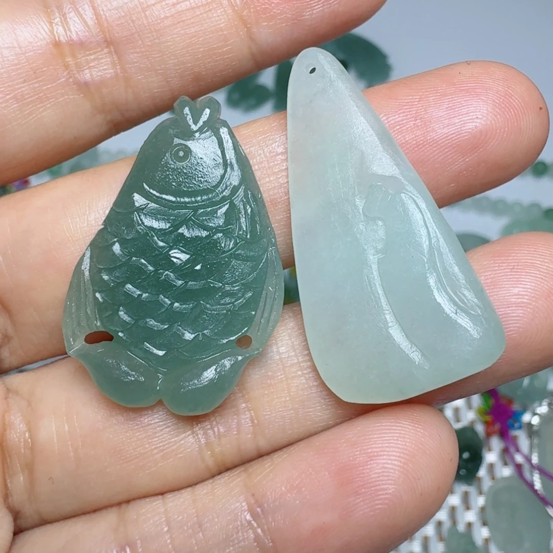 定制翡翠未镶嵌挂件