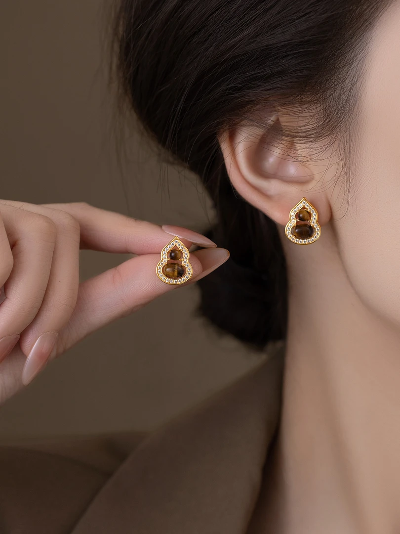 铜合金耳饰 秋冬美拉德虎眼石葫芦耳钉女秋冬高级感耳环福禄耳饰