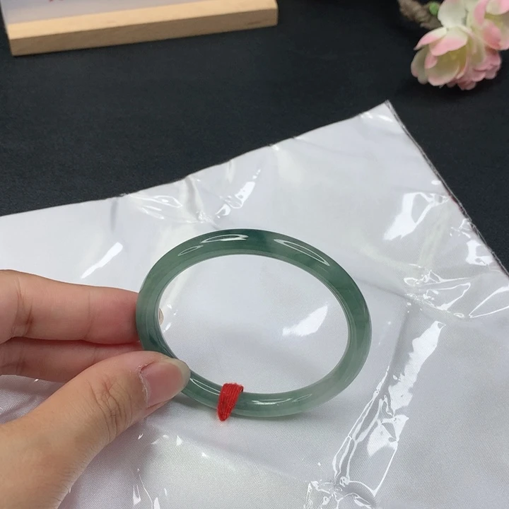 翡翠手镯（贵妃镯）未镶嵌54545555555