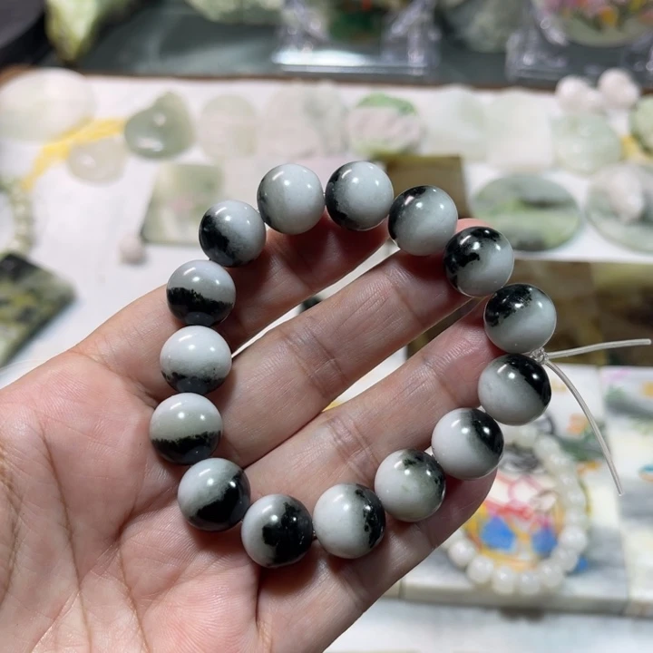 未镶嵌独山玉颈饰卡14