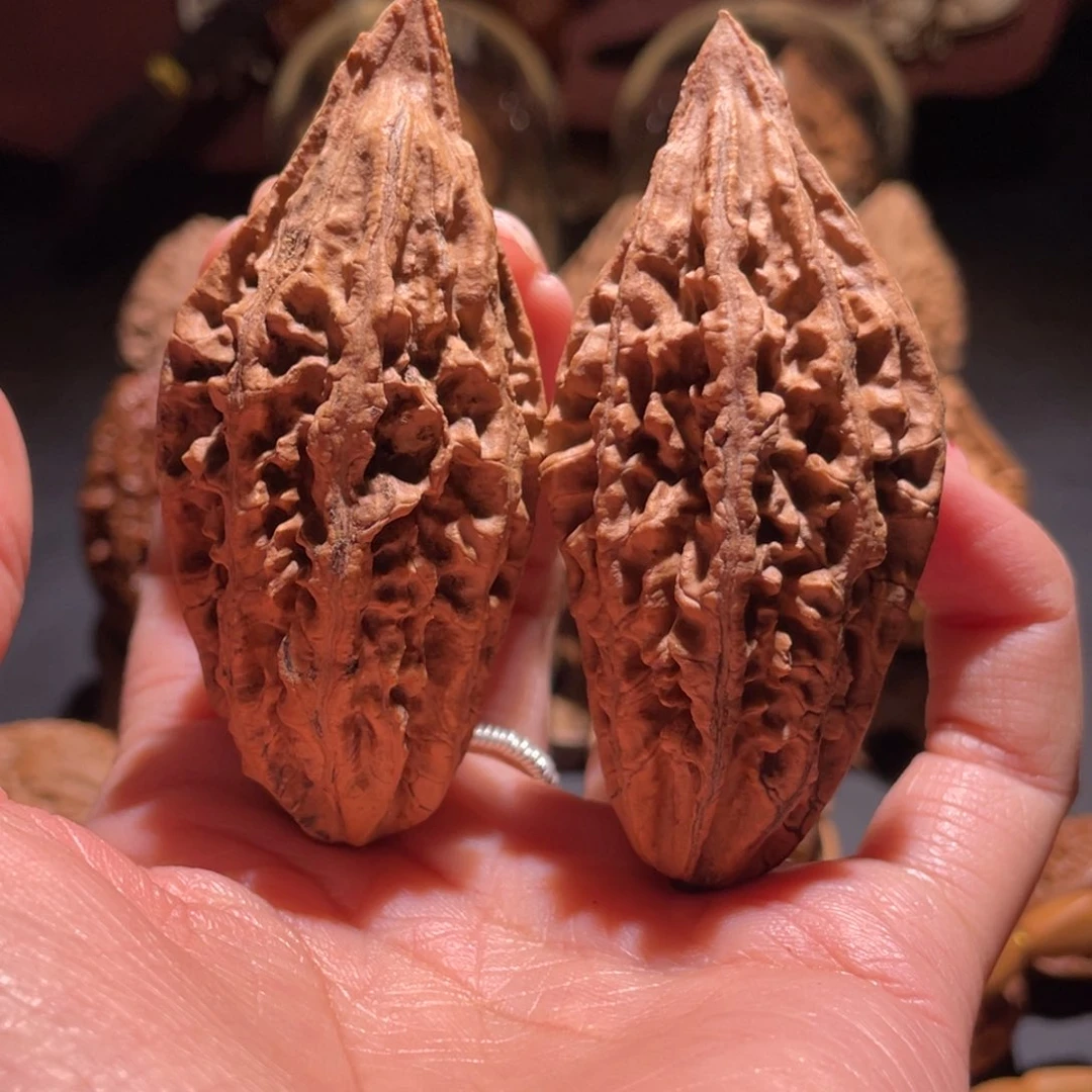 文玩核桃吊坠核****帅70大柳叶