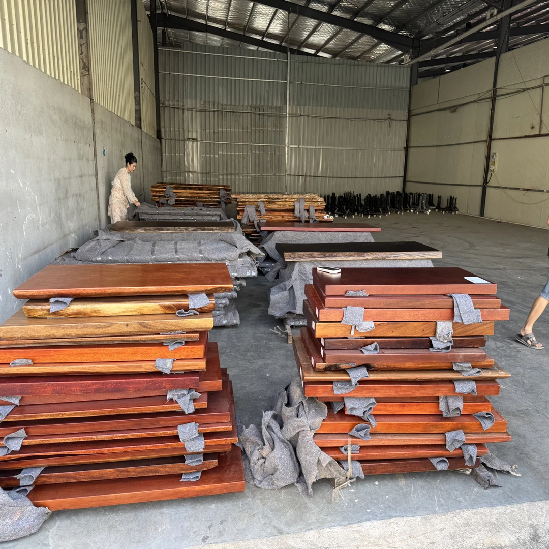 1号特价福利长度149及以下整板纯原木大板桌原木