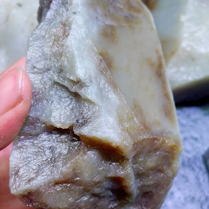 和田玉未镶嵌珠宝半成品