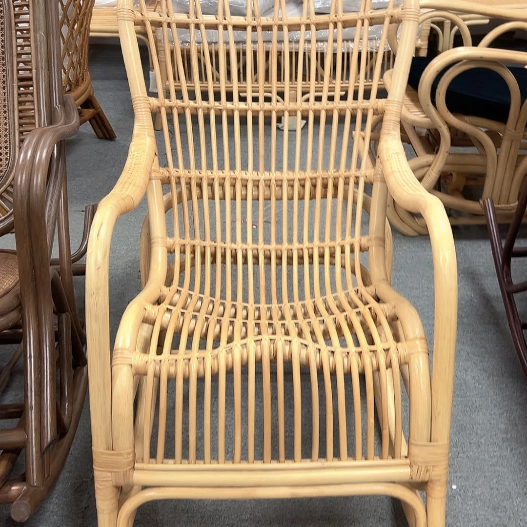 大号单人一张，带个坐垫