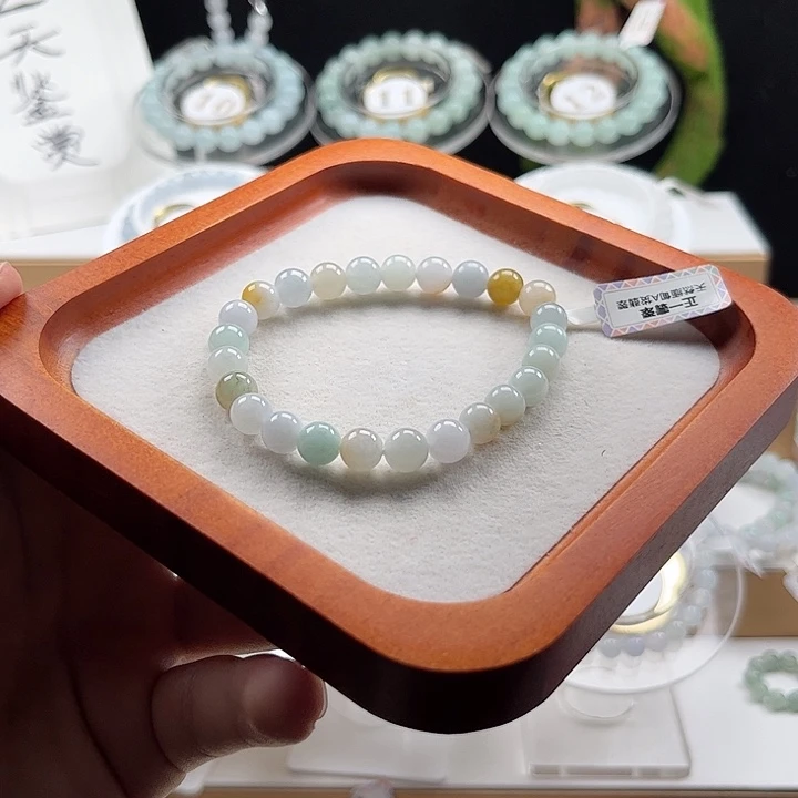翡翠未镶嵌手链卡7.6