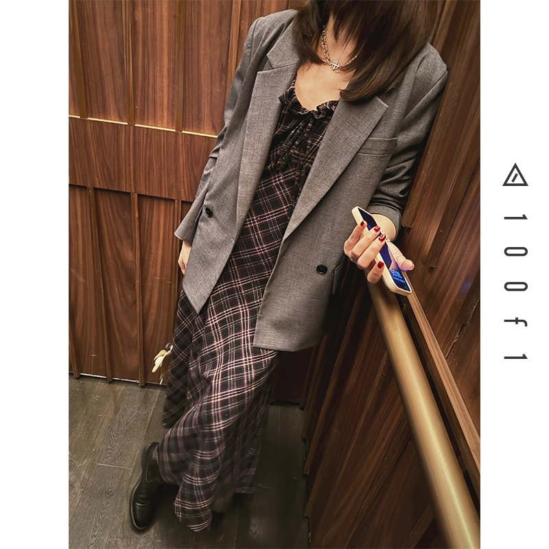 潇洒小姐西装外套 H版型+双侧开衩设计 拒绝老气 优雅有气场F9906