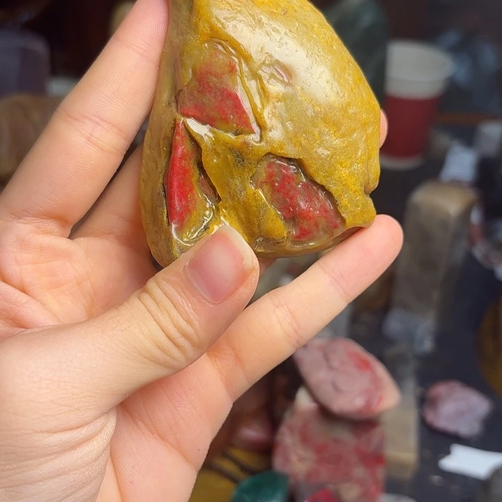 昌化石昌化田黄鸡血