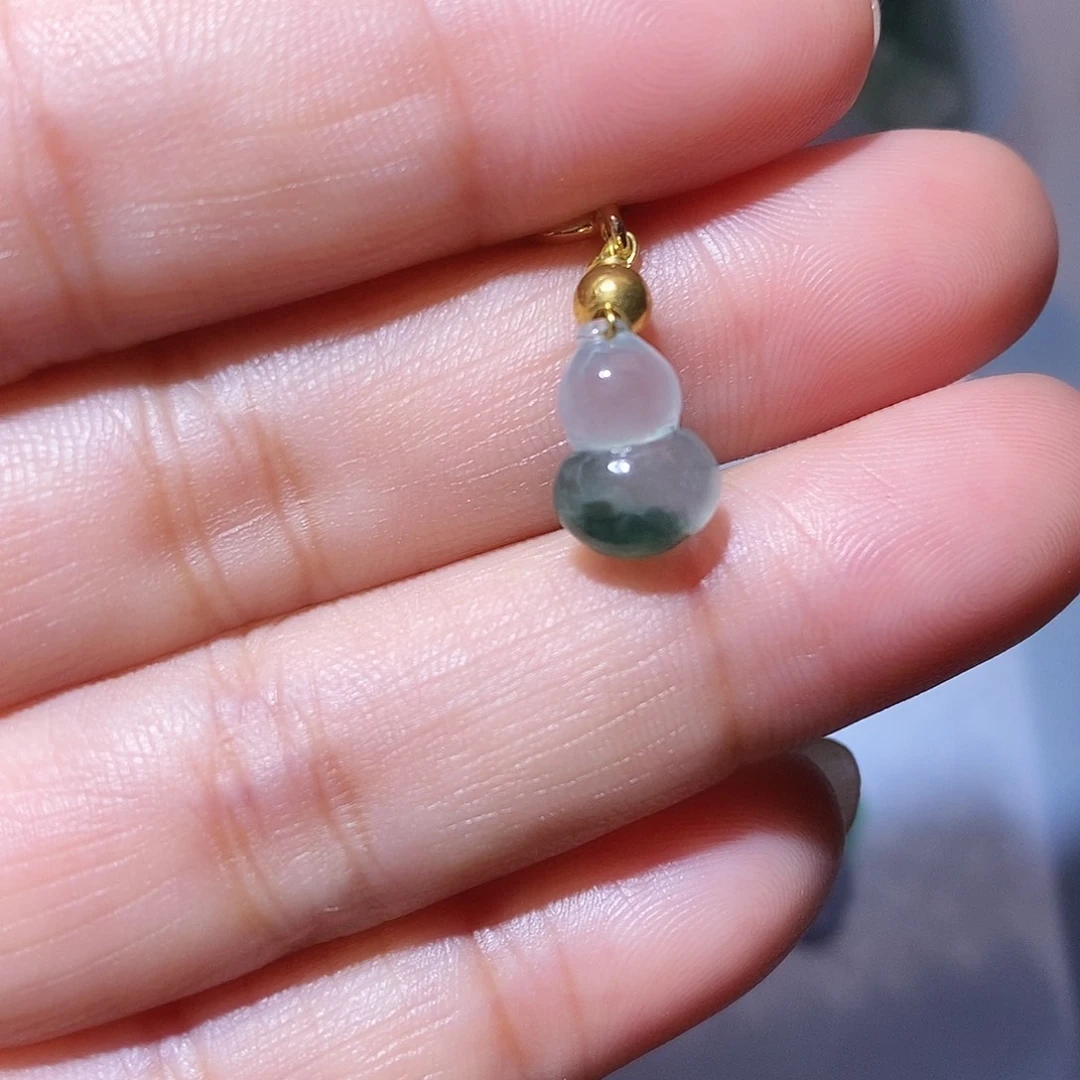 翡翠未镶嵌吊坠(不含链)1036
