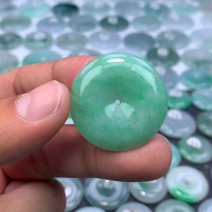 翡翠未镶嵌颈饰缅甸天然A货翡翠32-7.0