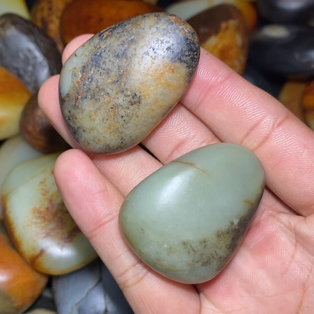 和田玉未镶嵌珠宝奇石