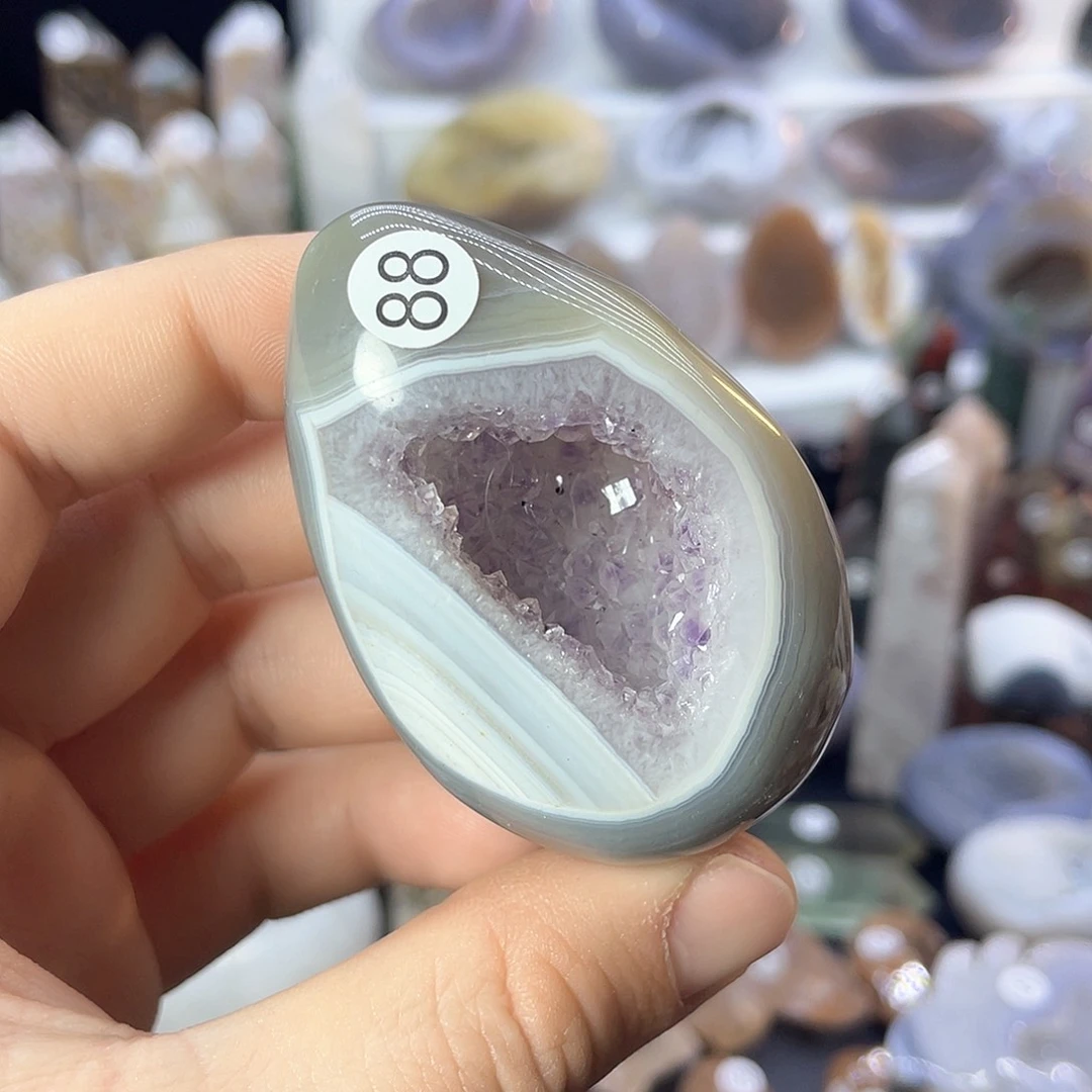 水晶码瑙晶洞恐龙蛋未镶嵌