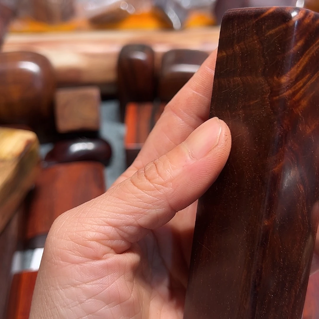 交趾黄檀（大红酸枝）白*