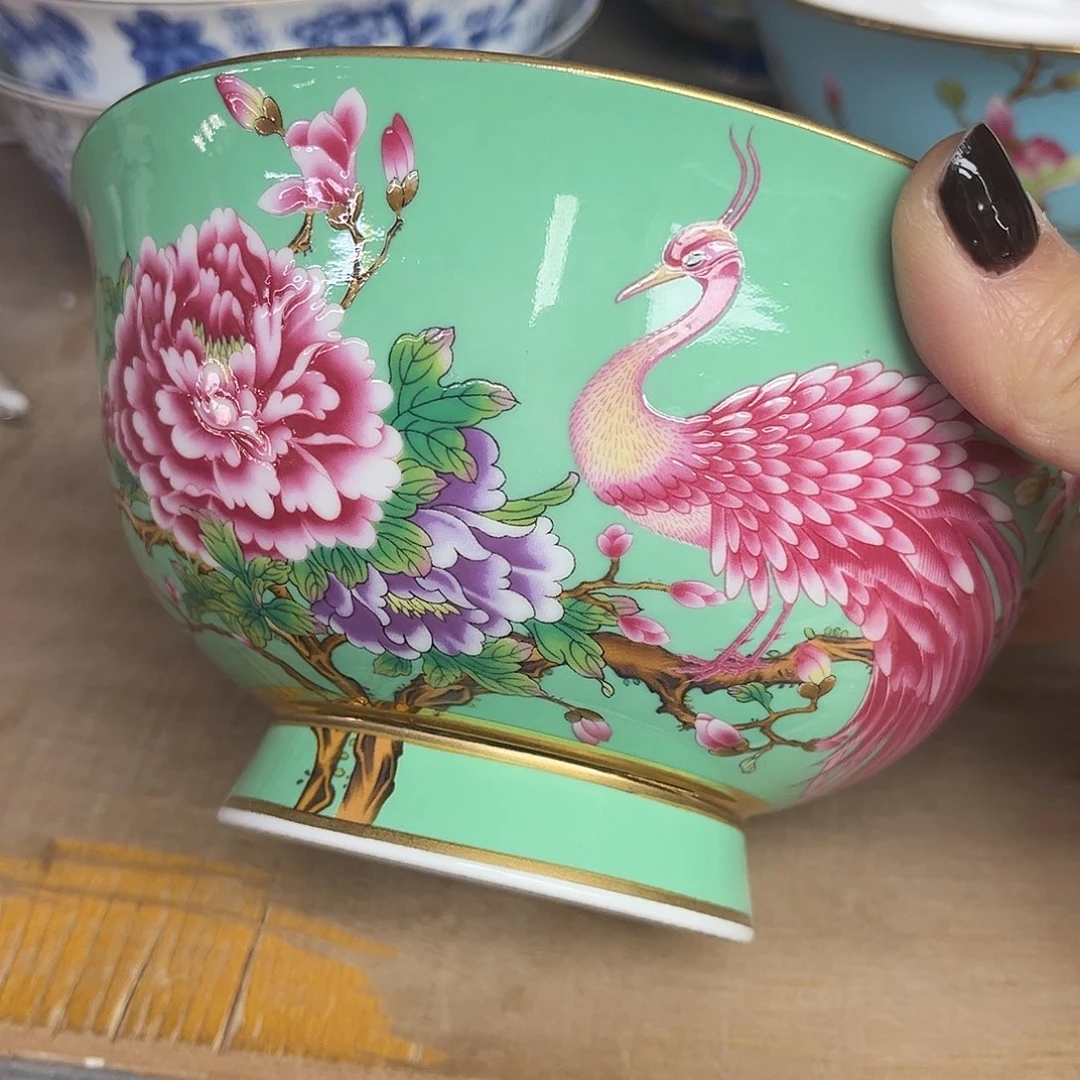 珐琅6寸1个……………………