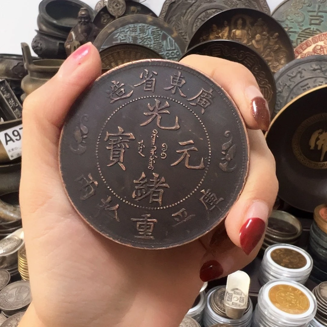金属复古风格摆件