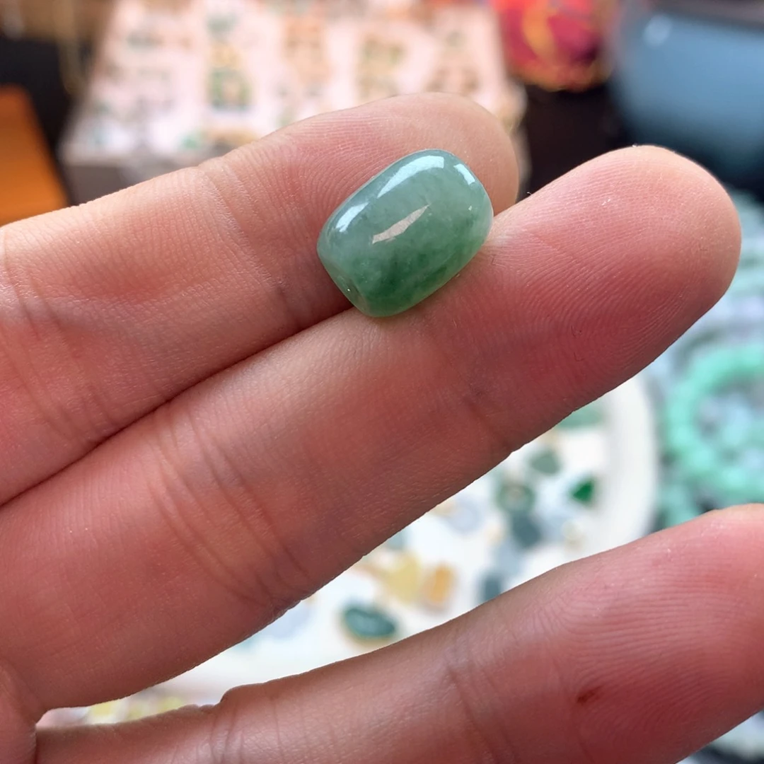 颈饰未镶嵌翡翠1111