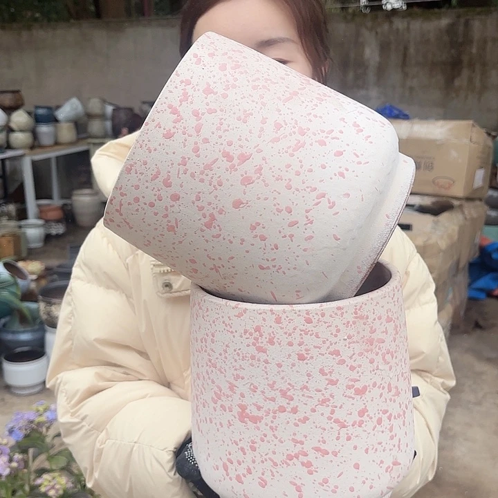 红陶口19高21两个粉