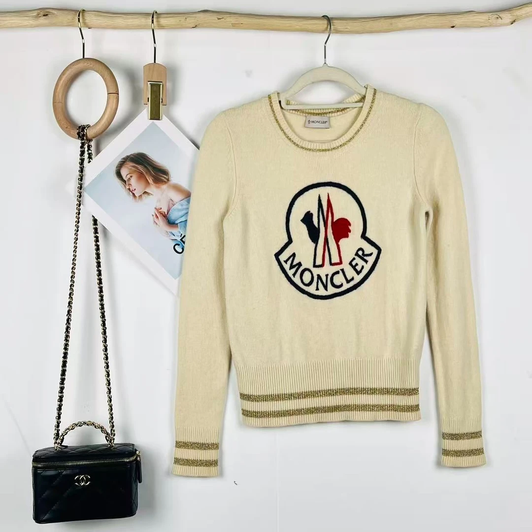 99新 MONCLER 海囤Q/蒙口/上衣/M码/da158143