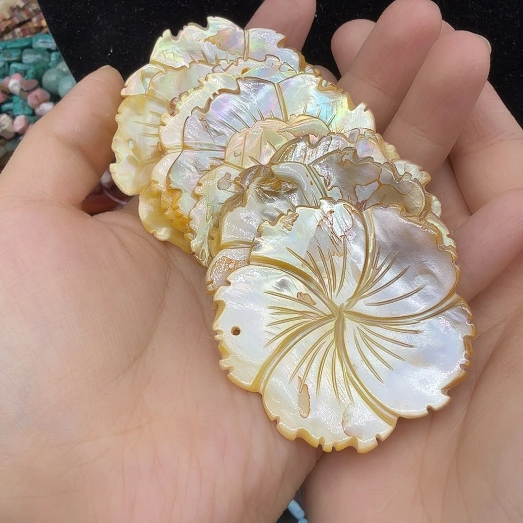 未镶嵌珠宝半成品水晶黄金贝雕刻花一颗
