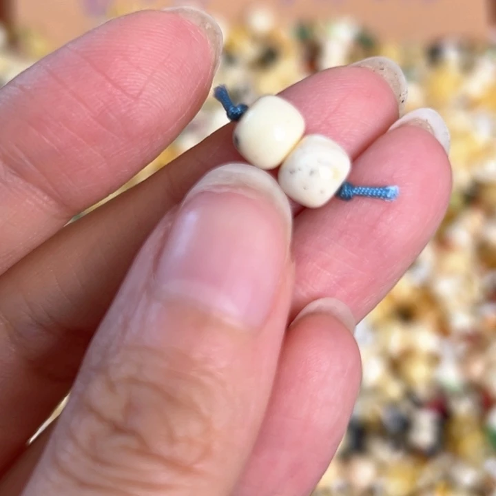 未镶嵌蜜蜡裸石7mm一对