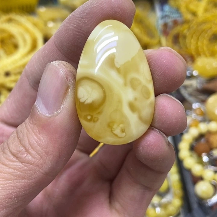 裸石蜜蜡未镶嵌吊坠