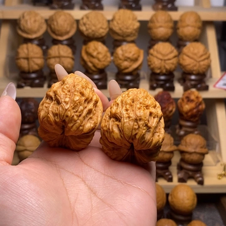 ༺***༻吊坠文玩核桃43太古金蟾Y02