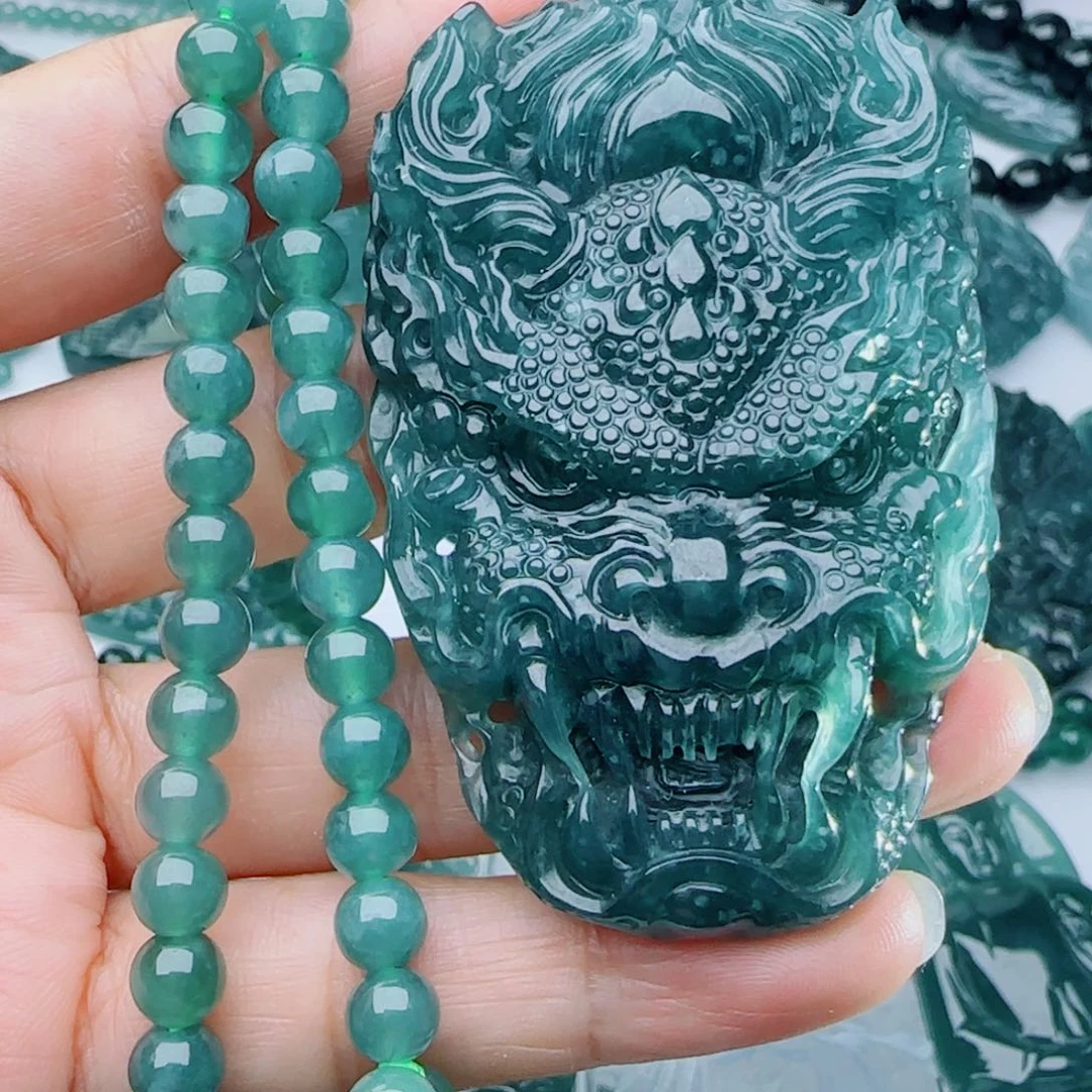 十****颈饰未镶嵌翡翠多样性发货天然的A货翡翠