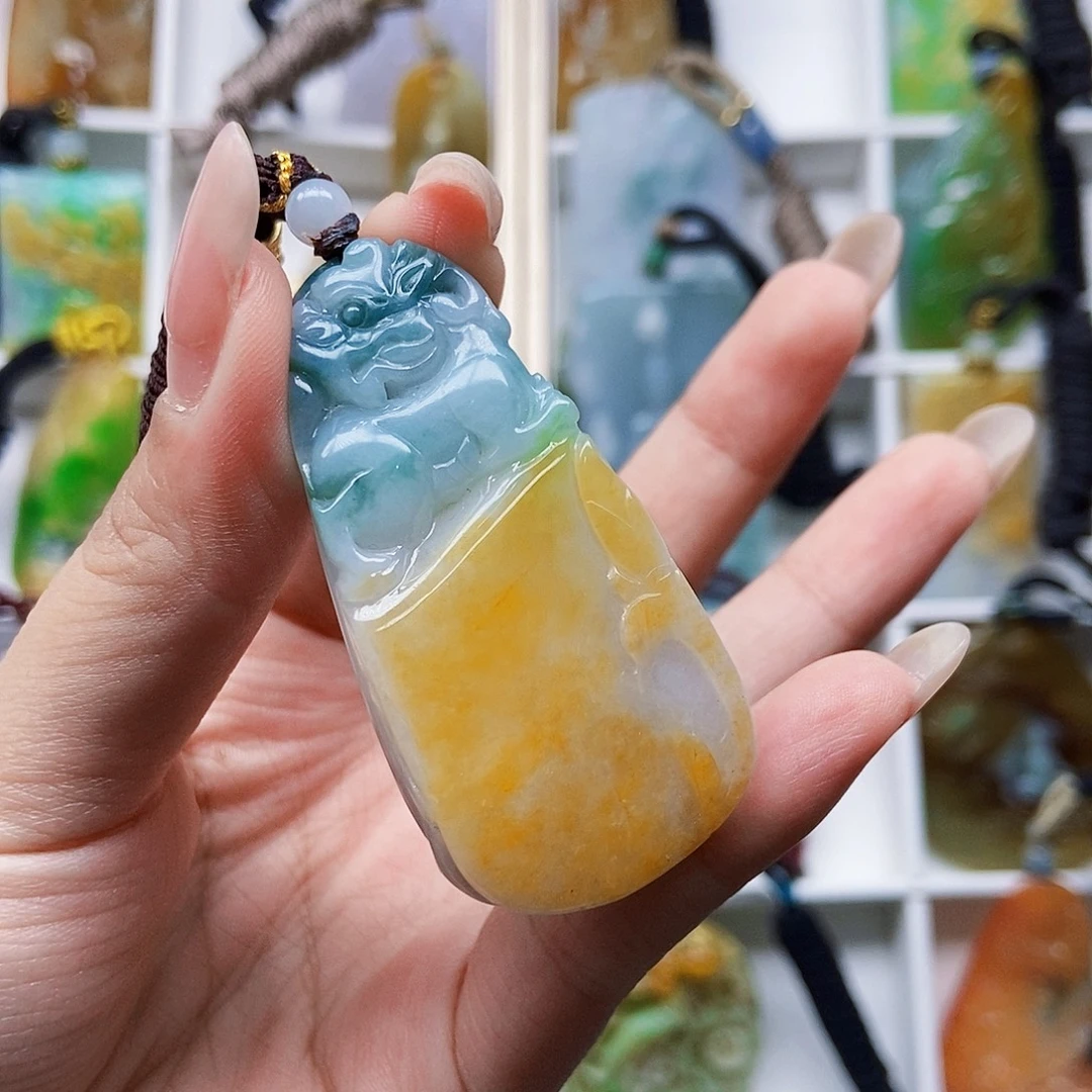 翡翠未镶嵌颈饰天然翡翠A货