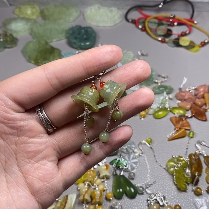 蛇纹石玉未镶嵌挂件耳饰耳环项链