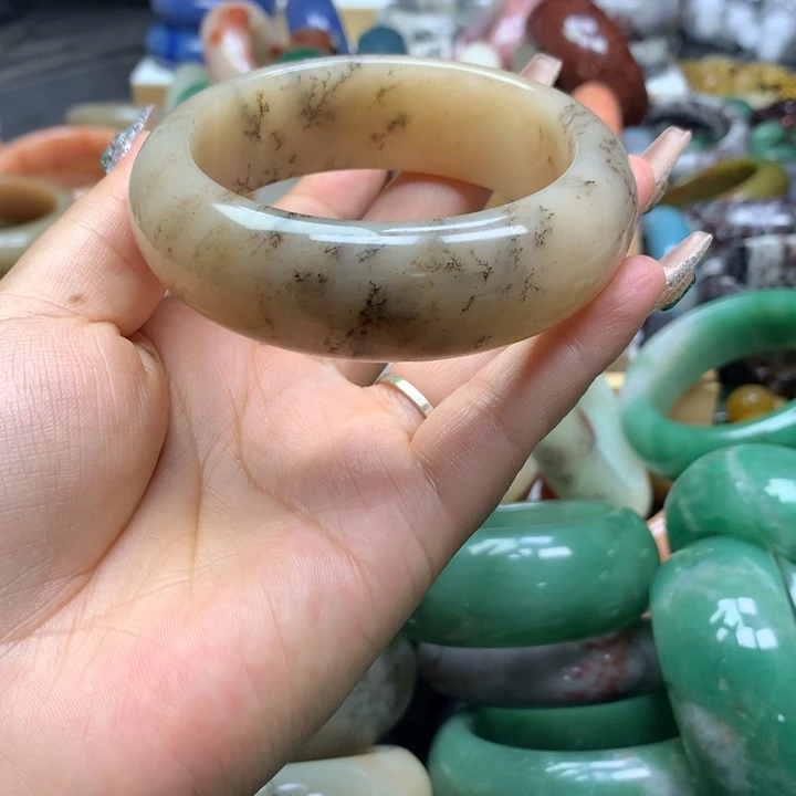 未镶嵌手镯石英质玉?*K