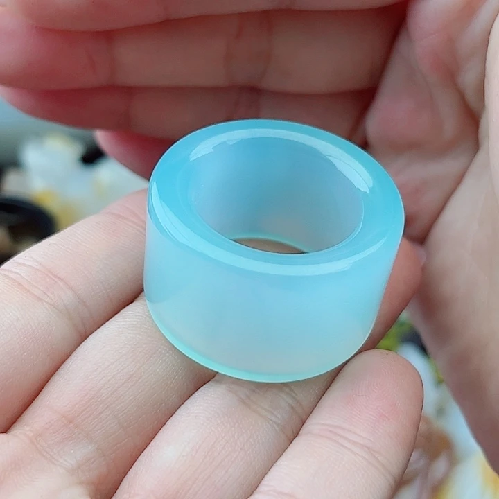 胡***子未镶嵌玛瑙手饰吊坠