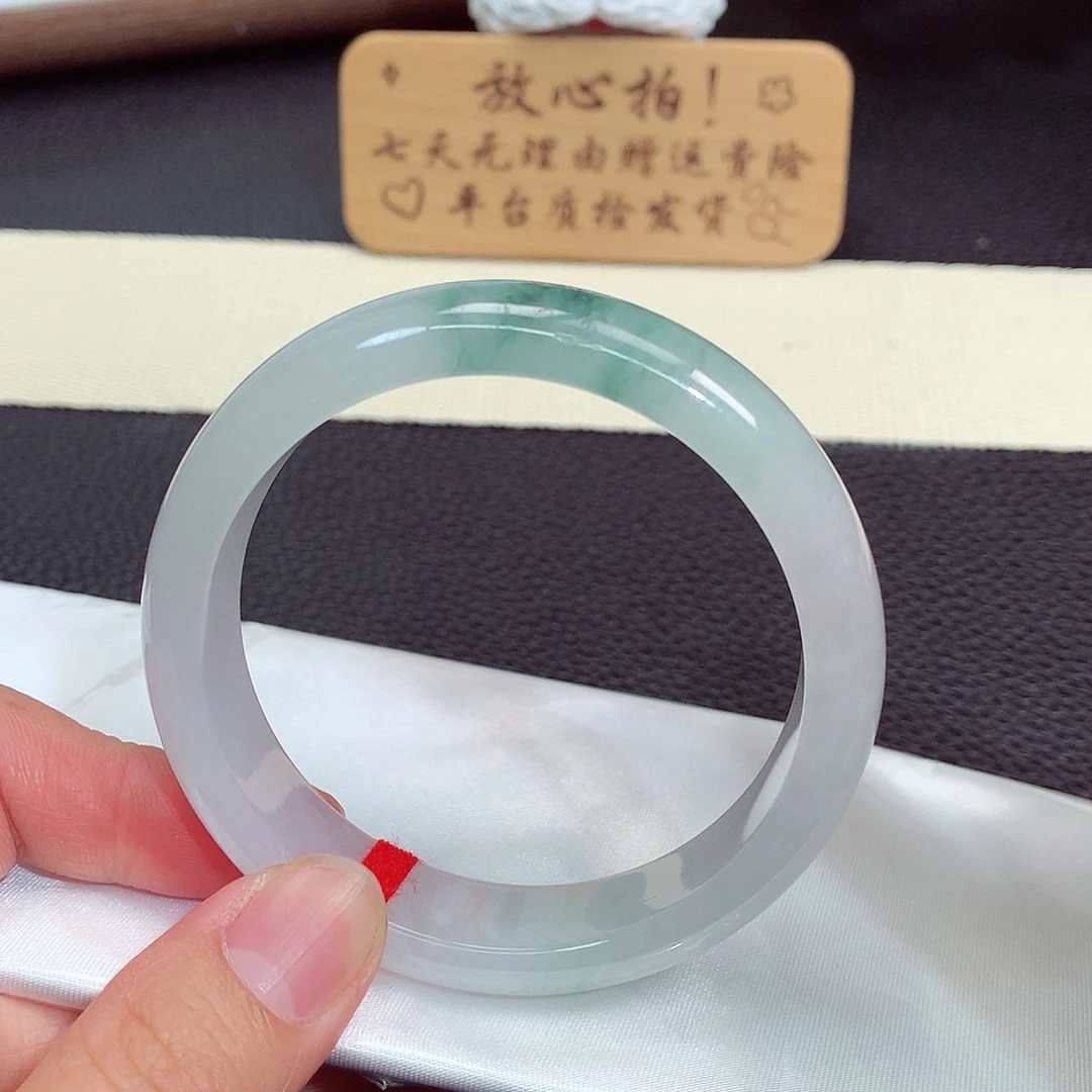 翡翠手镯未镶嵌1209