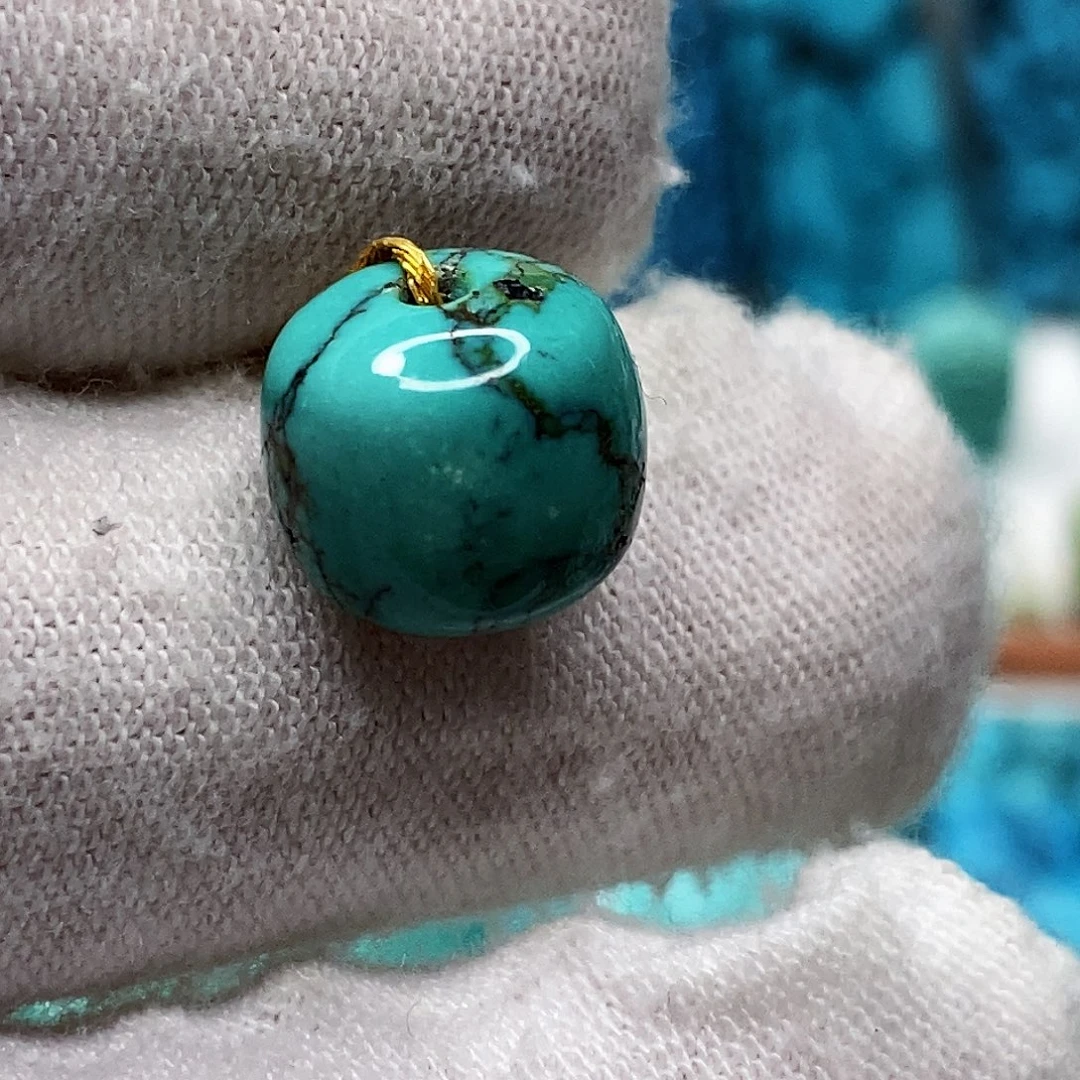 绿松石未镶嵌天然原矿 带武汉地大证书