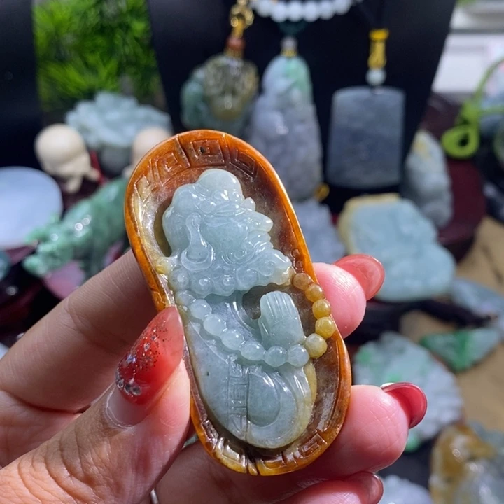 【闪购商品】颈饰未镶嵌翡翠达摩