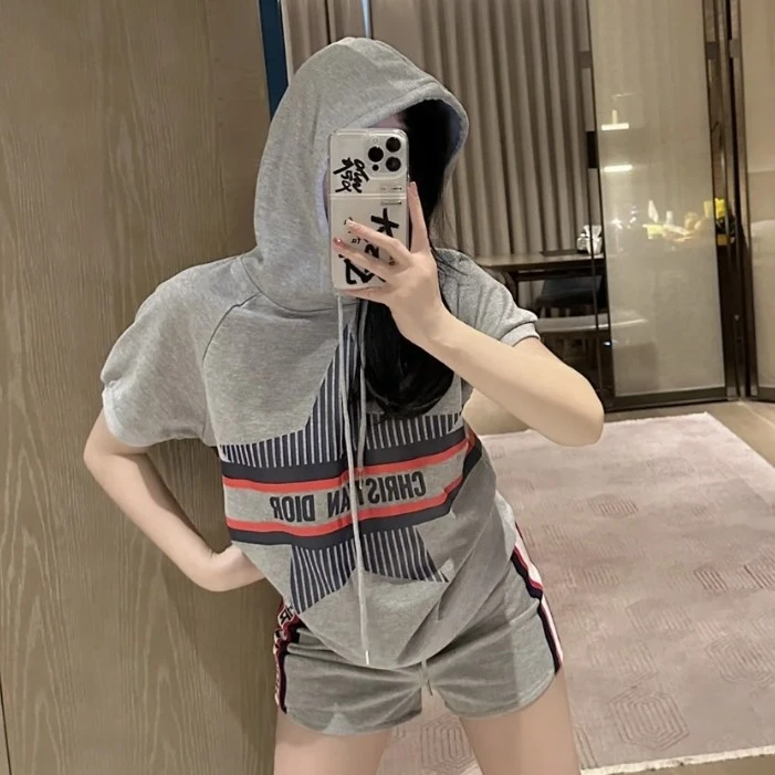 未使用 DIOR/迪奥 灰色五芒星logo短袖卫衣 GM004340