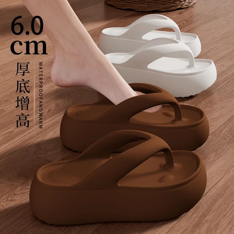 夏季人字拖女2025新款爆款时尚百搭逛街不累脚厚底凉拖鞋女士外穿