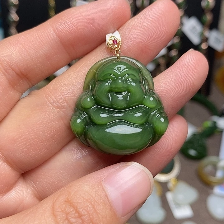 颈饰18K金镶嵌和田玉