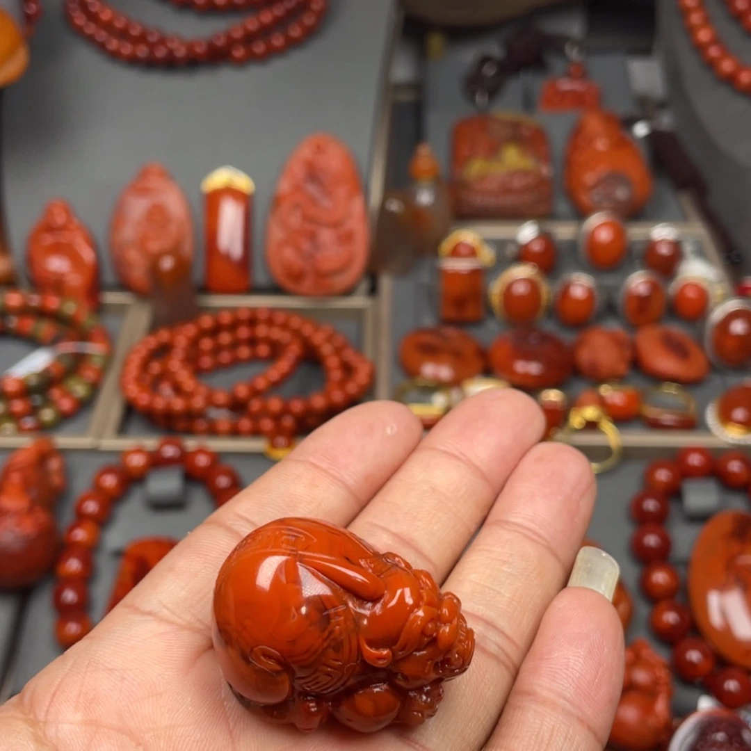 【闪购商品】南红玛瑙珠宝奇石未镶嵌吊坠