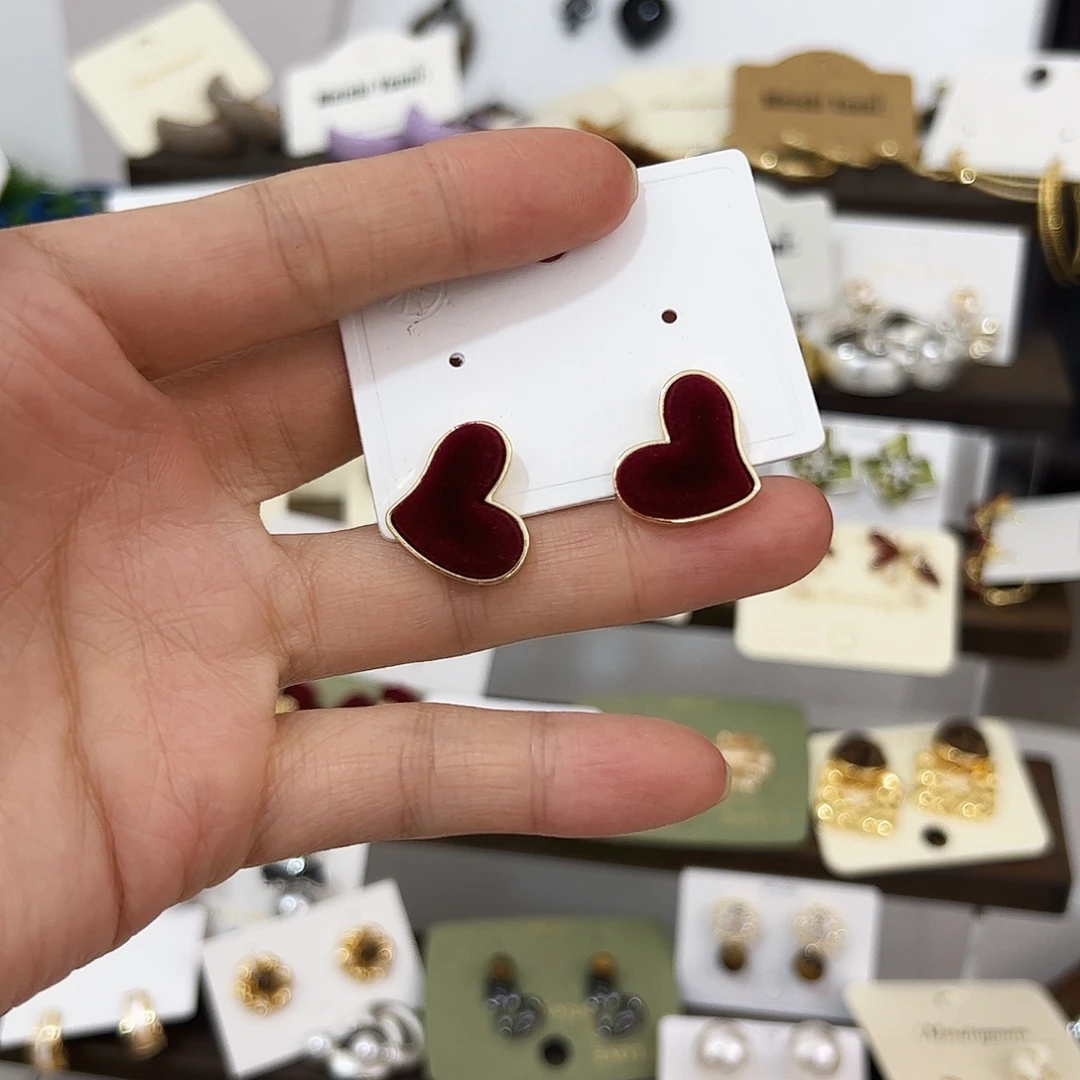 铜合金合金红色搭配