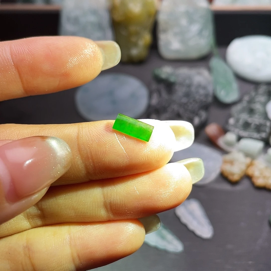 未镶嵌定制翡翠天然
