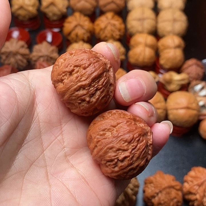 文玩核桃吊坠至尊宝